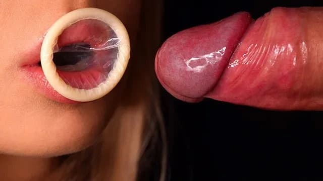Close Up: Horny Condom Blowjob! She Broke the Condom and got all Cum in Mouth